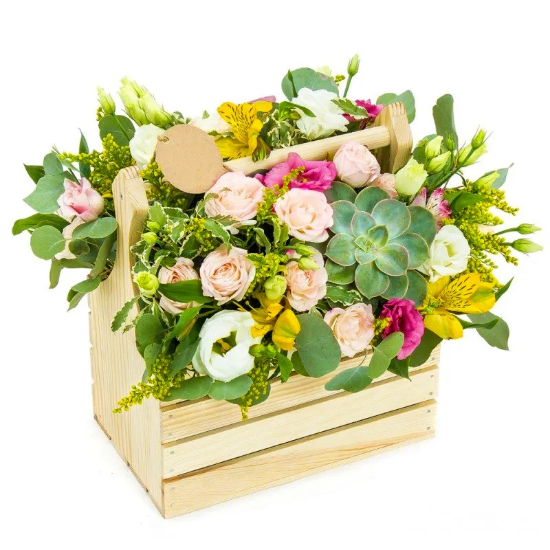 Корзина с цветами Домик Алисы